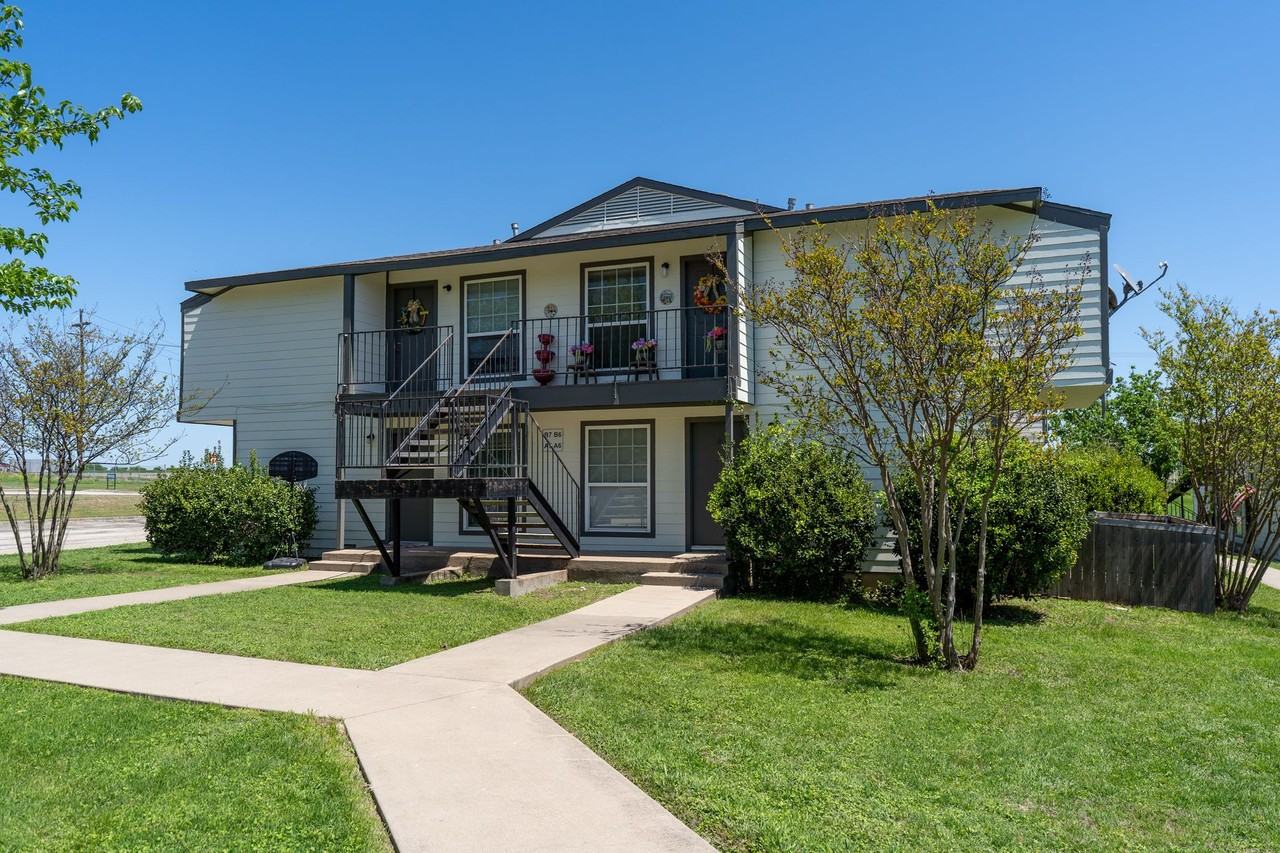 309 Purple Heart Trail - Photo 3 of 18