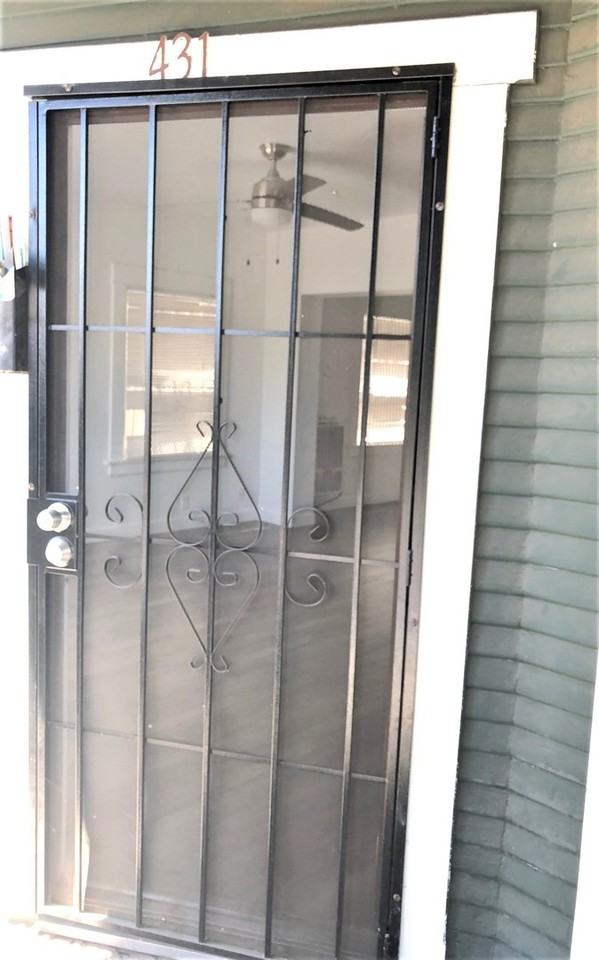 SPACIOUS 2 BEDROOMS APARTMENTS BY DOWNTOWN LA - Photo 2 of 16