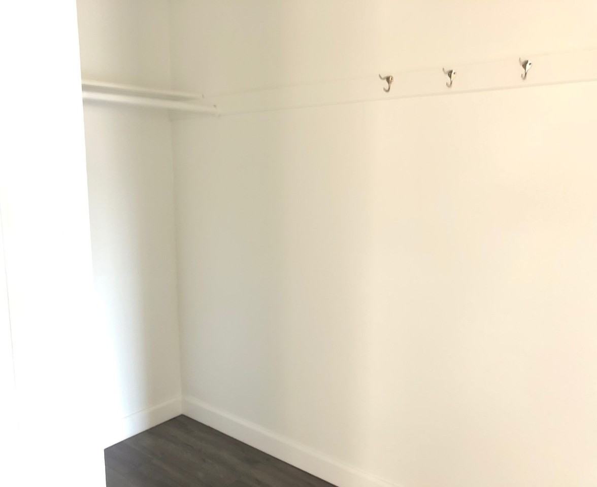 SPACIOUS 2 BEDROOMS APARTMENTS BY DOWNTOWN LA - Photo 7 of 16