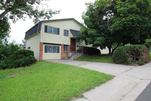 220 Clover Ln - Photo 1 of 1