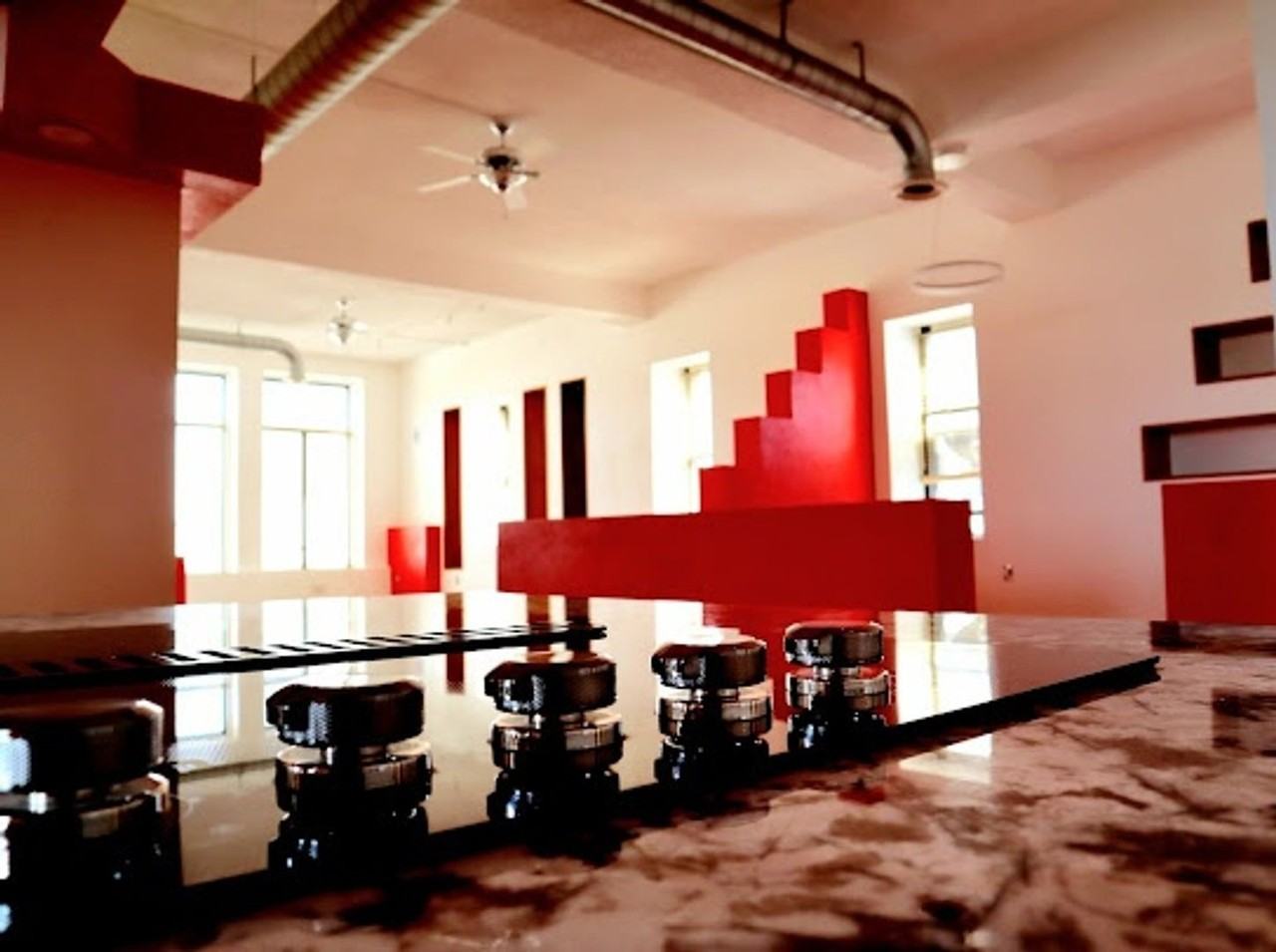 335 North Superior Street - Photo 5 of 50