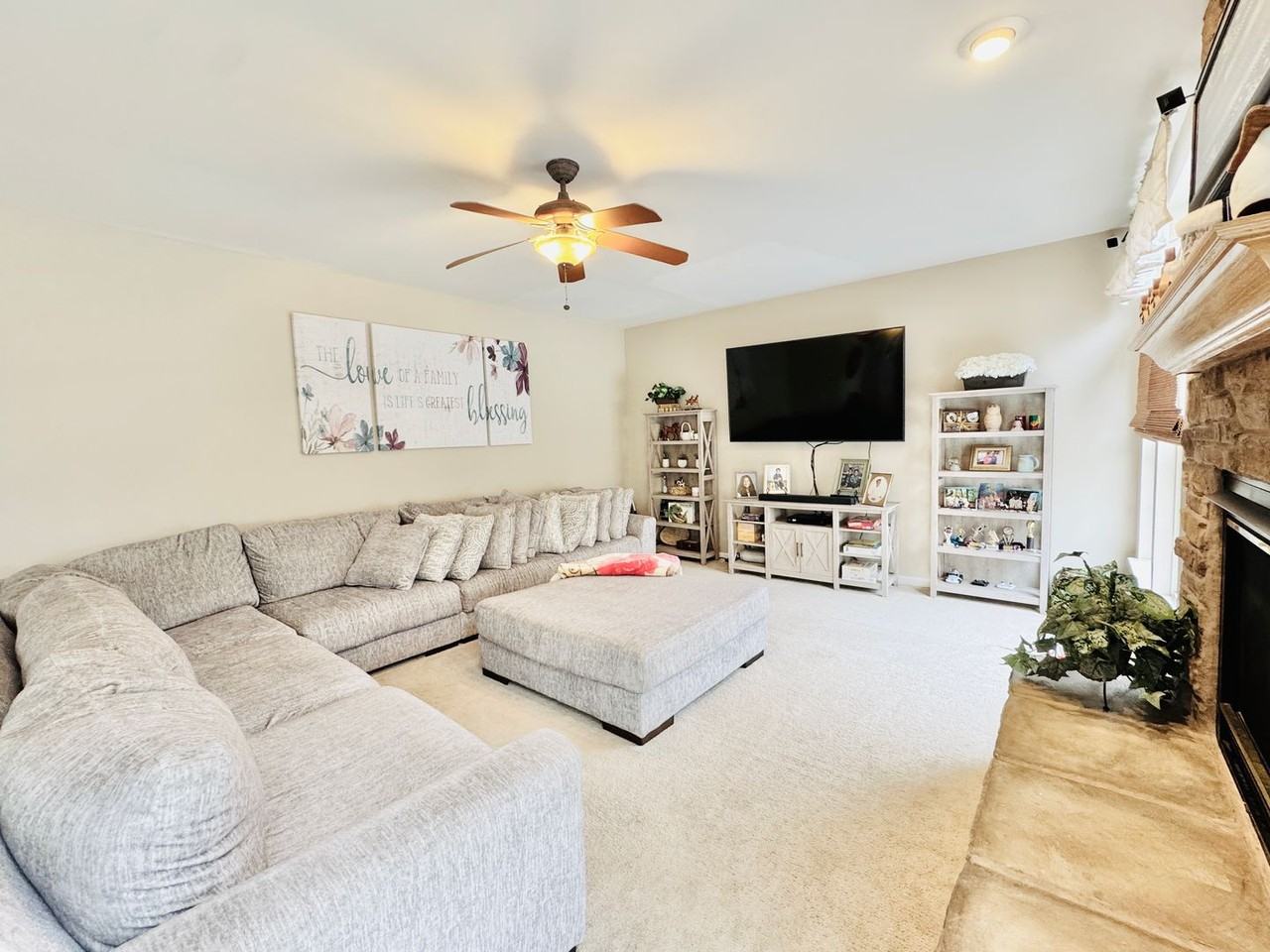 29 Kinross Dr - Photo 4 of 30