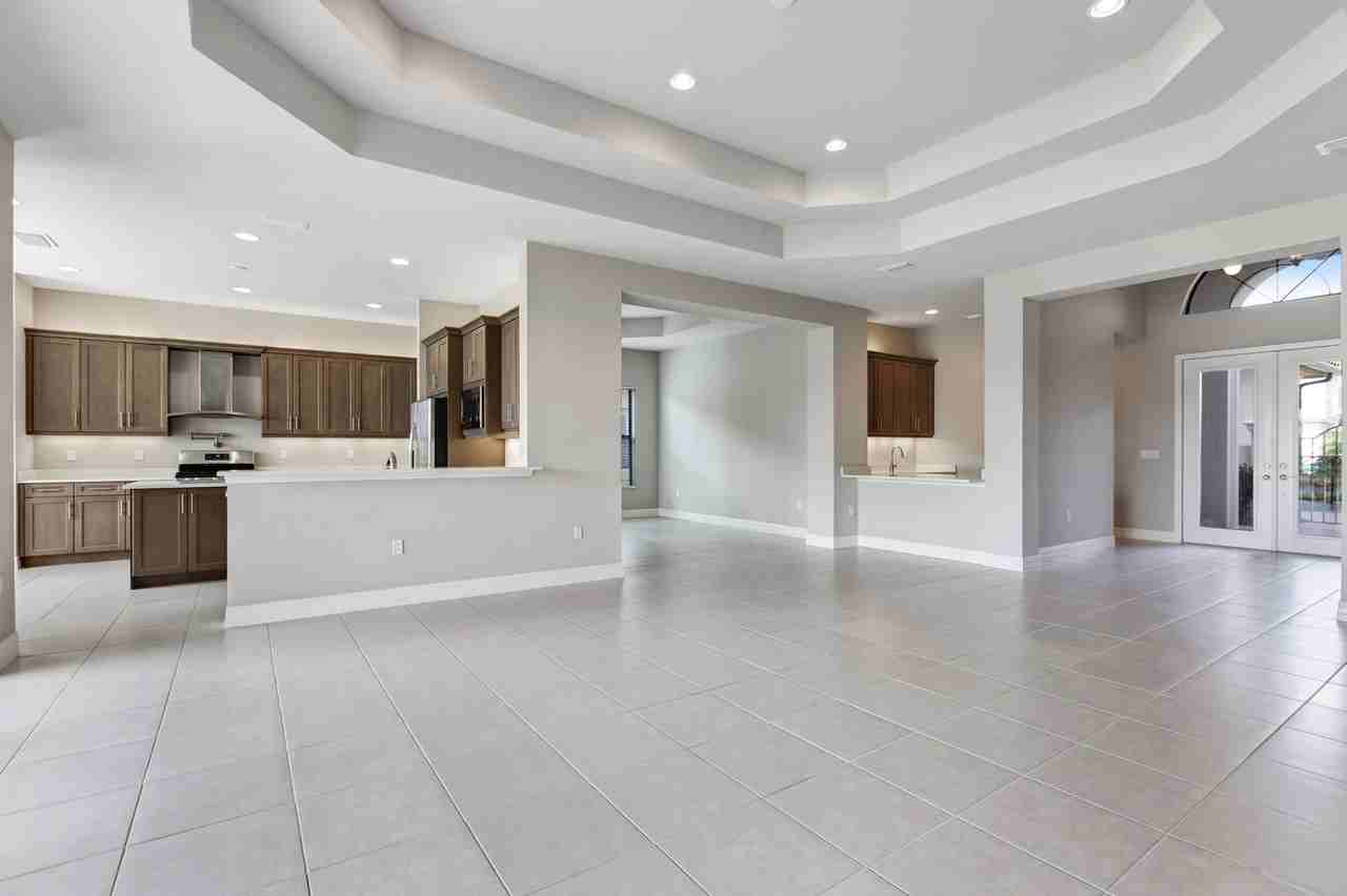 4528 Azalea Dr - Photo 2 of 50