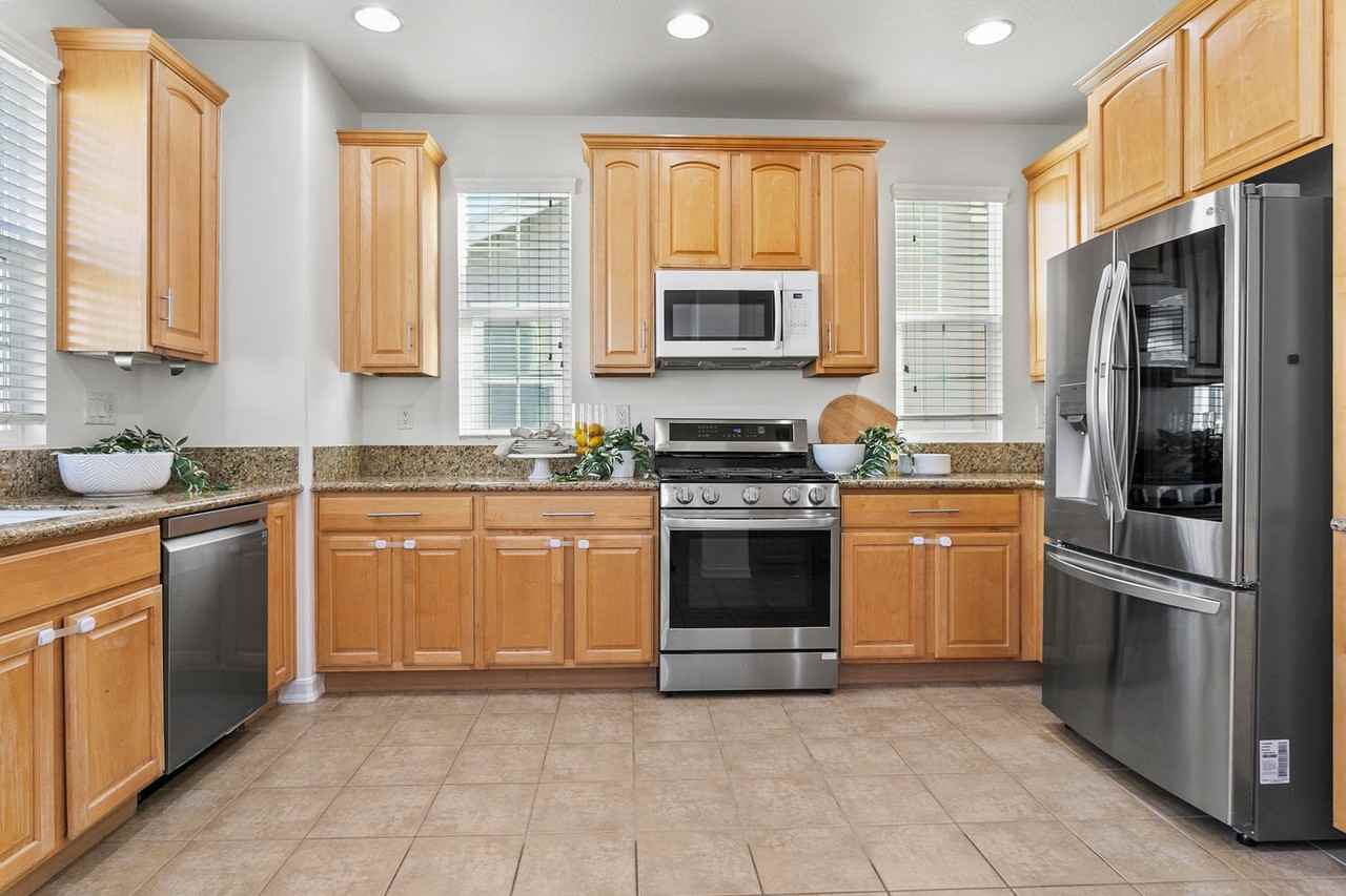 25 Tarleton Ln - Photo 4 of 27