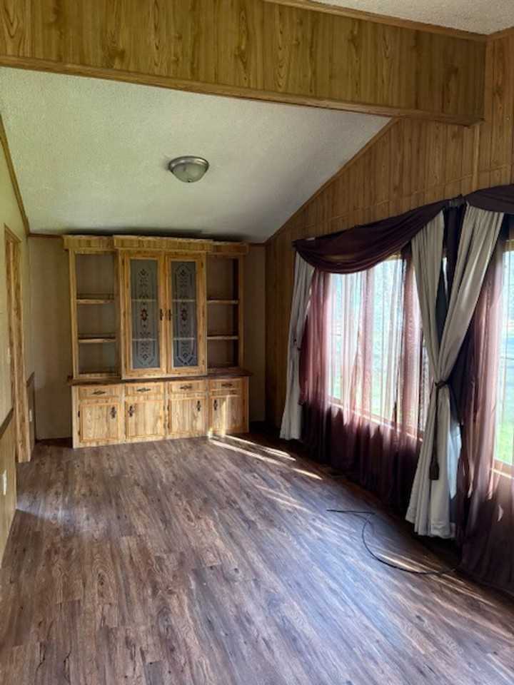 72789 Shoestring Rd - Photo 2 of 8