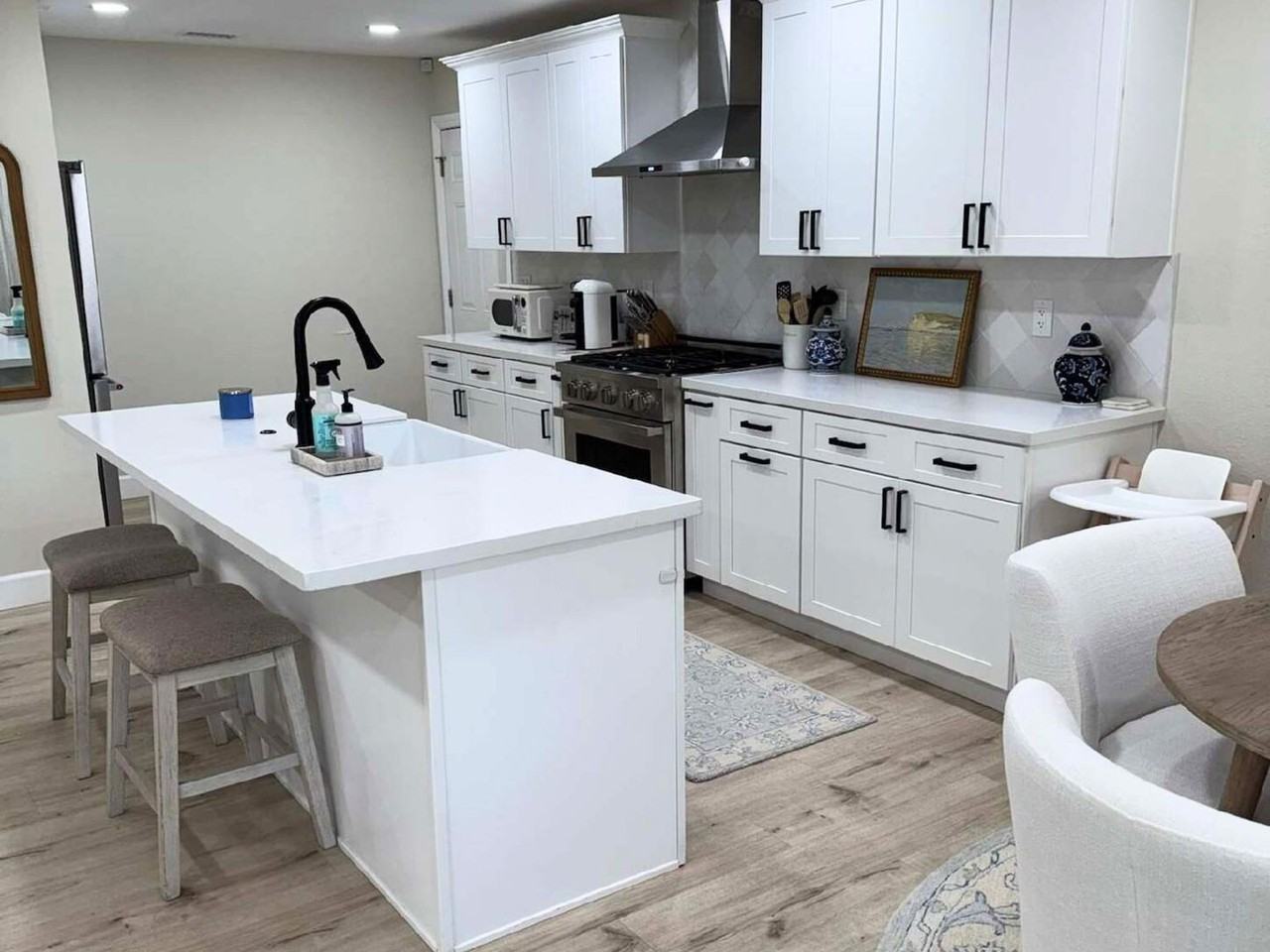 7112 Cambridge Ave - Photo 2 of 14