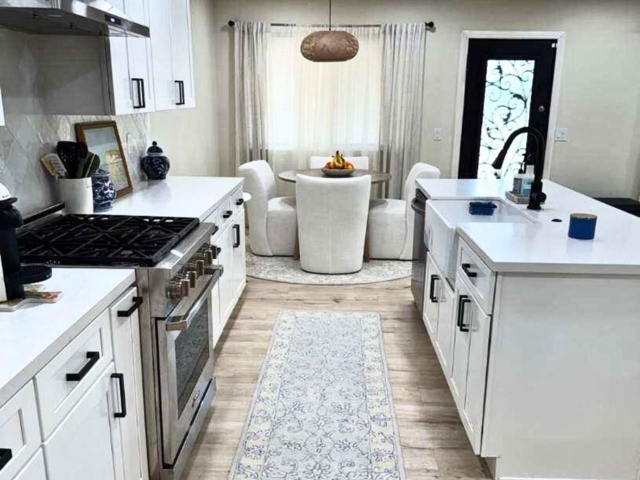 7112 Cambridge Ave - Photo 3 of 14