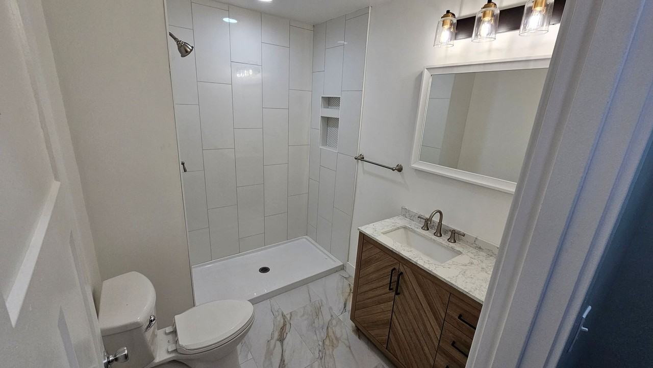 886 Lockbourne Rd - Photo 7 of 25