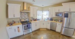 300 Highland Grove Dr - Photo 1 of 1