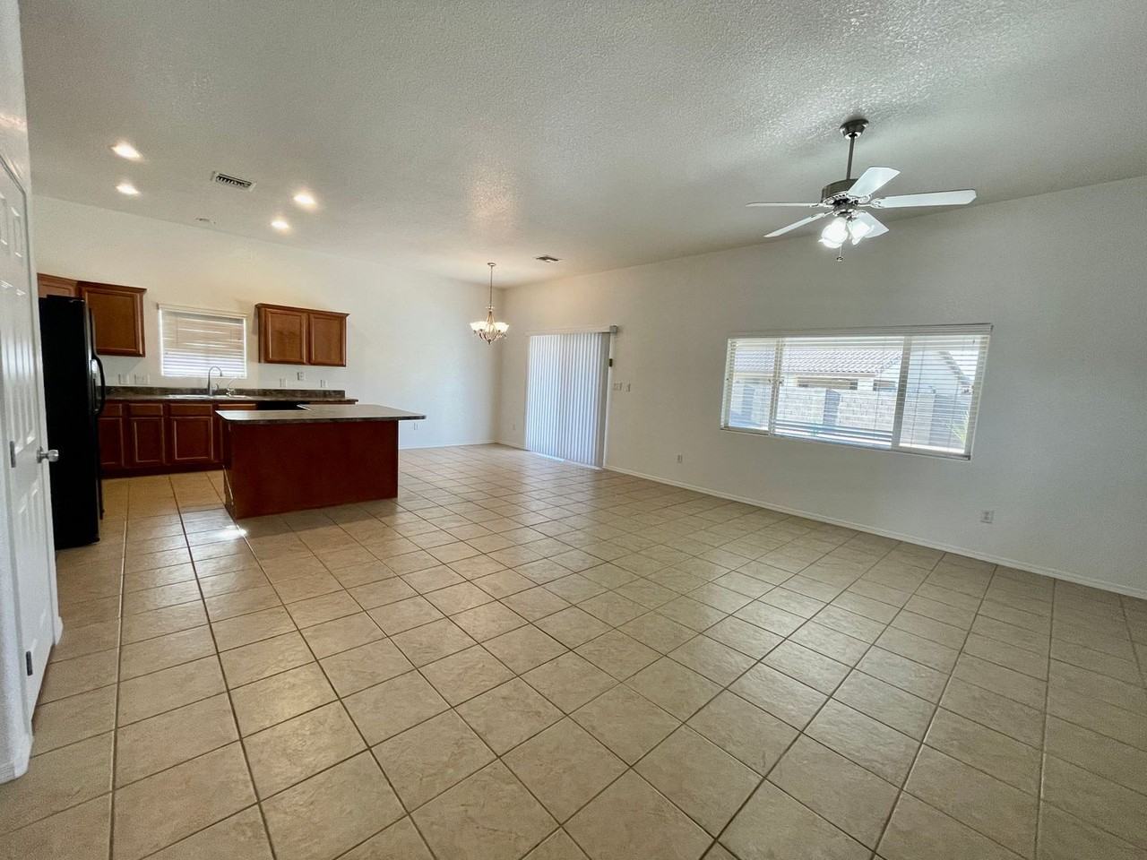 11628 E 27th Pl - Photo 5 of 21