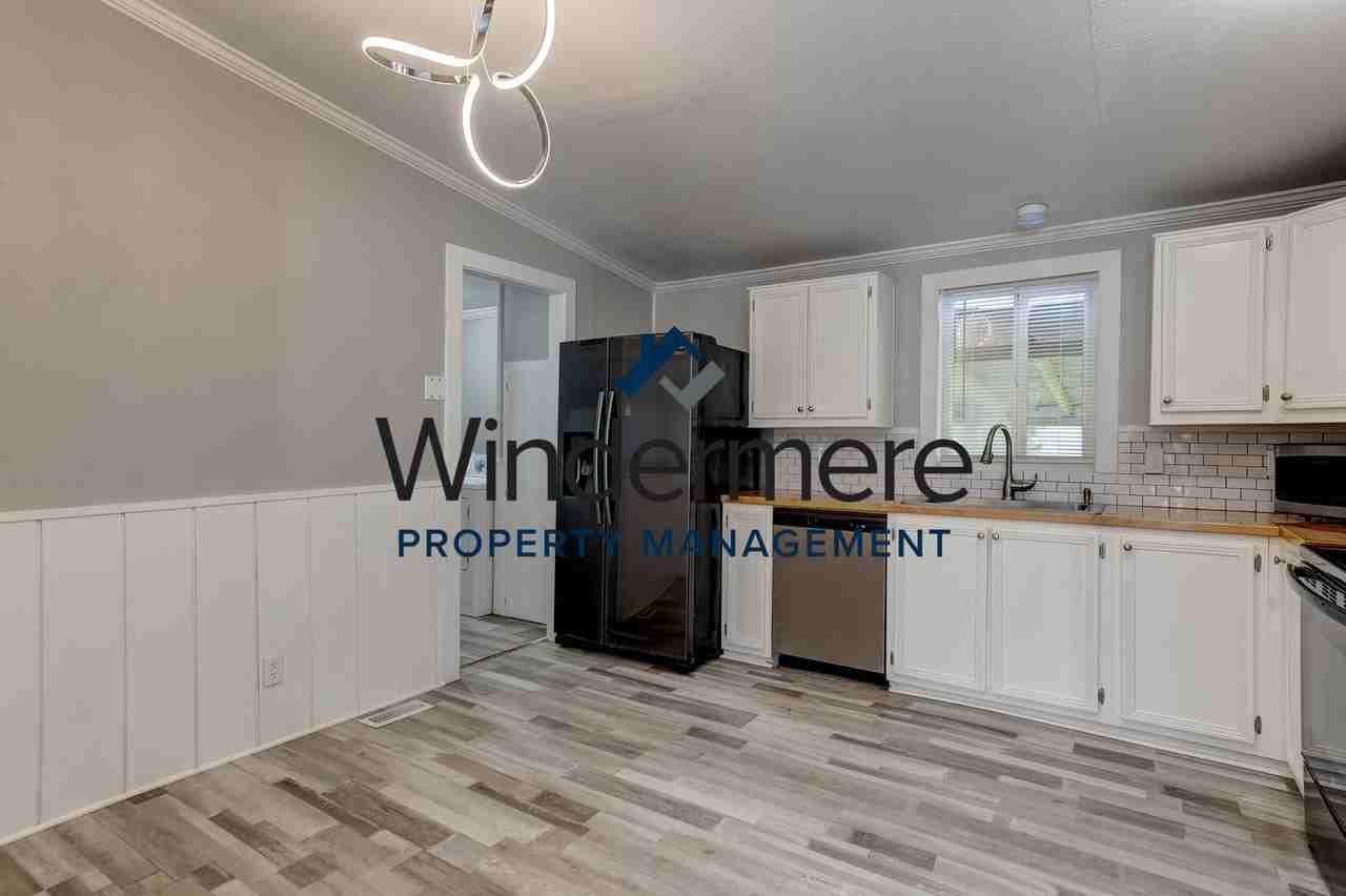 3598 Wilson Rd - Photo 2 of 22