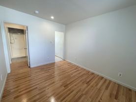 10814-10818 Blix St - Photo 1 of 1