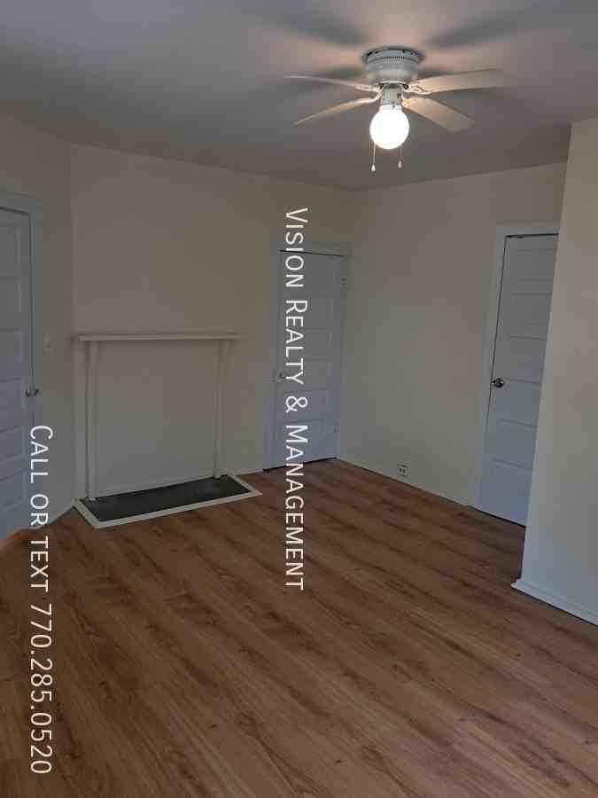 1202 Juniper St - Photo 6 of 21