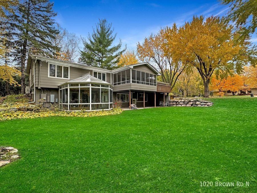 1020 N Brown Rd - Photo 2 of 32