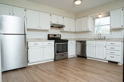 4489 Pleasantview Ct Ne #NA - Photo 2 of 13