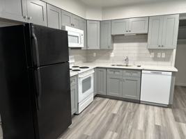 featured image of 424 Frontage Rd #2