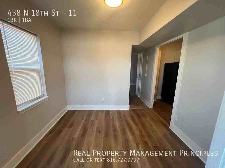 438 North 18th Street #11 - Photo 3 of 7