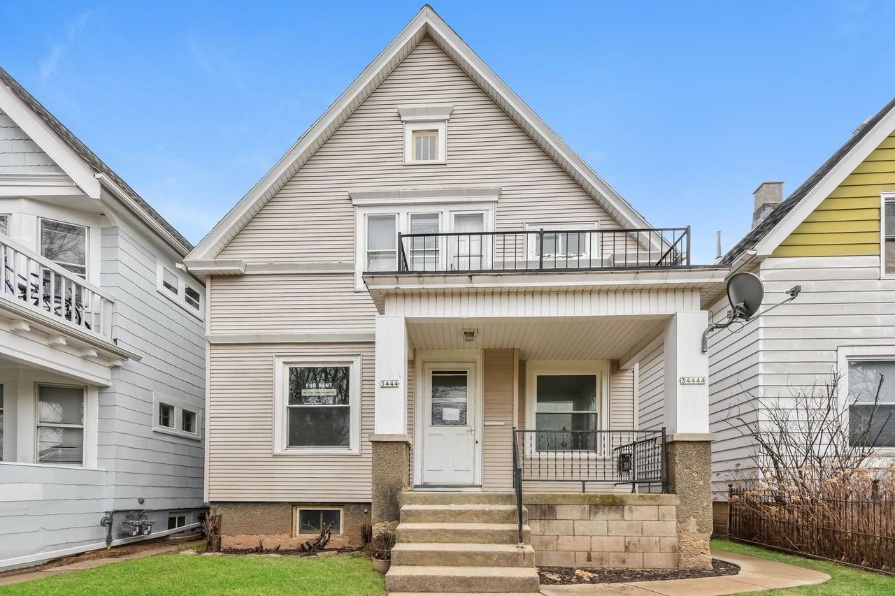 3444 N Newhall St - Photo 3 of 16