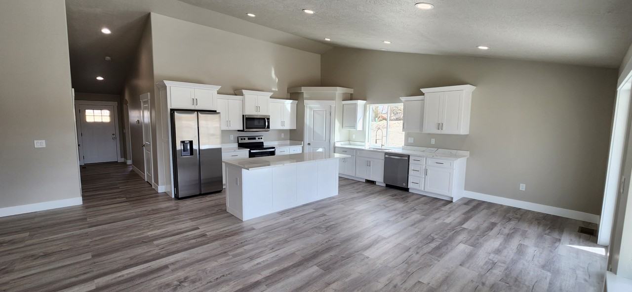 267 Country Club Pkwy #NA - Photo 4 of 13