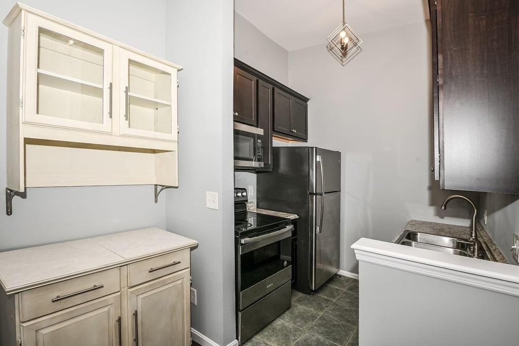 2126 Fulton Ave #2 - Photo 7 of 20