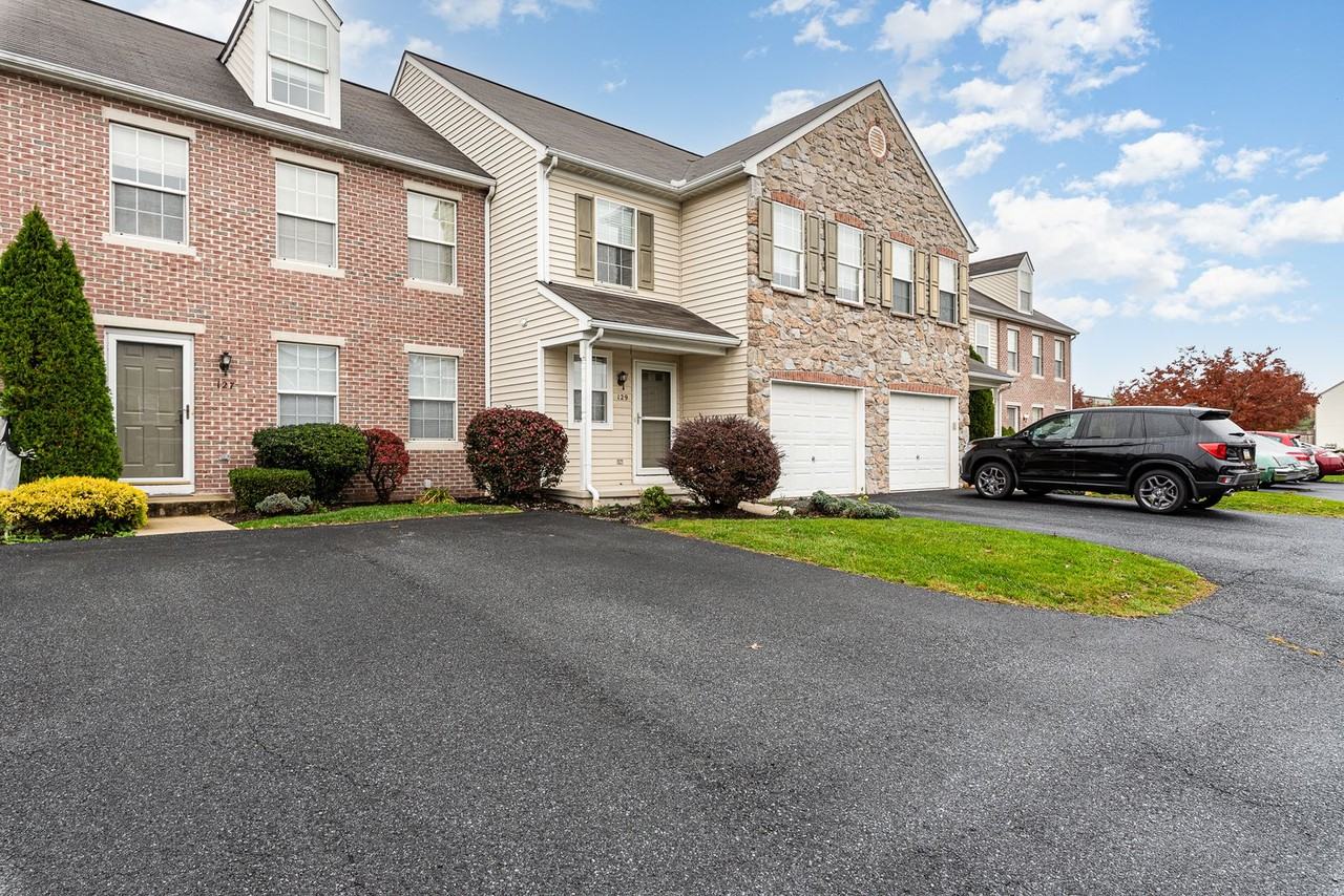 129 Buckley Drive - Photo 3 of 29