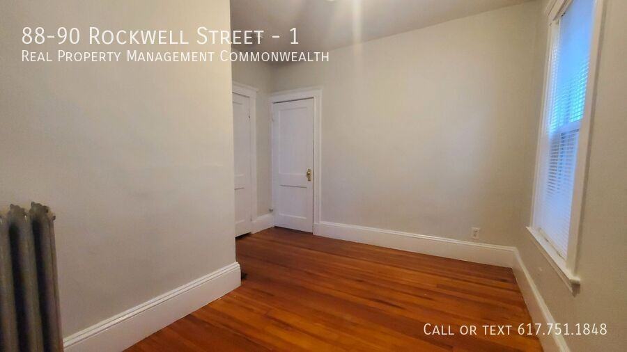 88 Rockwell St #1 - Photo 6 of 10
