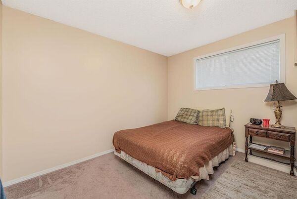 1424 11 Ave Se #1424B - Photo 3 of 6