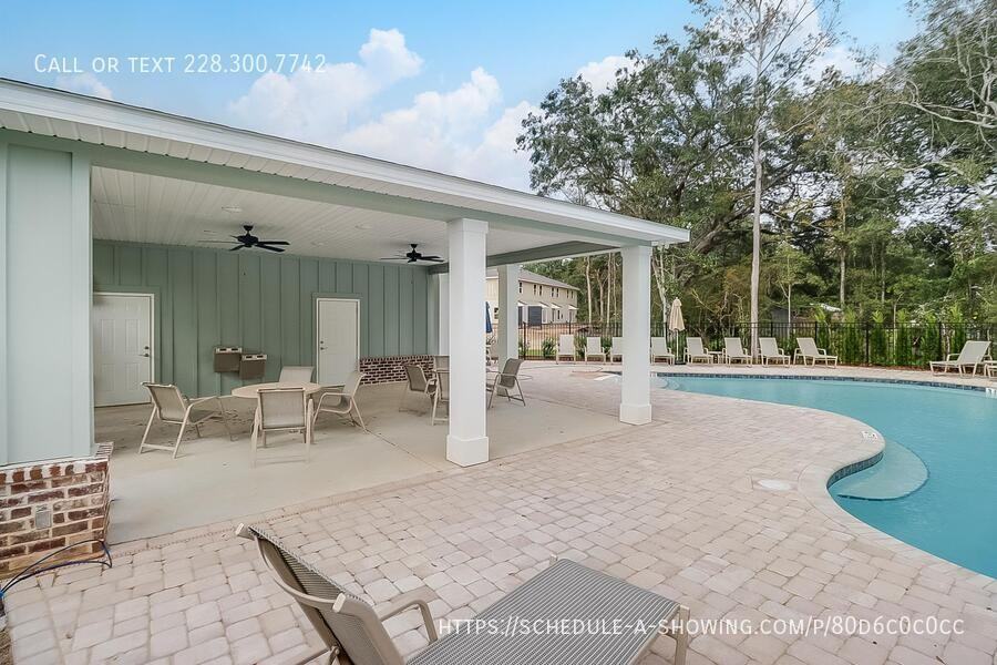 12258 Frazier Ln - Photo 2 of 19