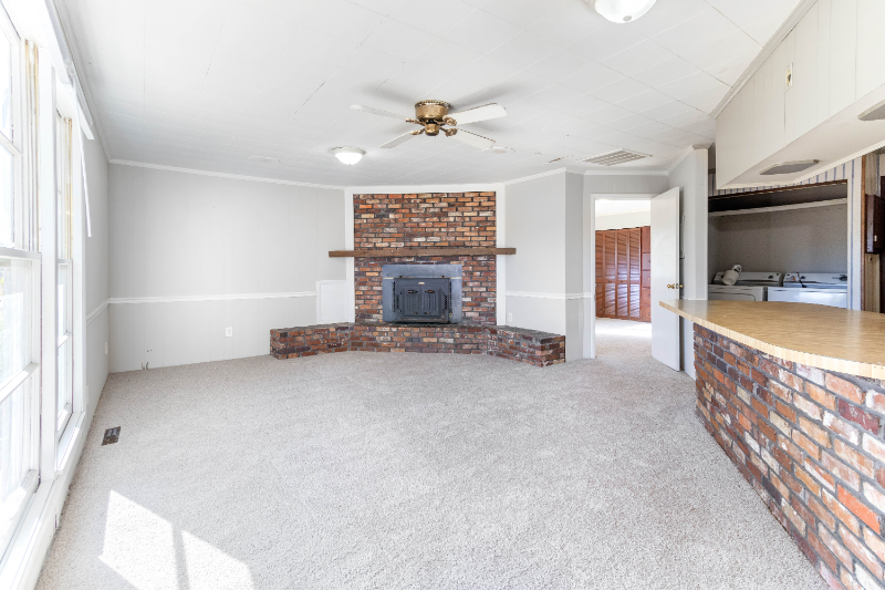 110 1/2 E Mcneill Dr - Photo 2 of 15