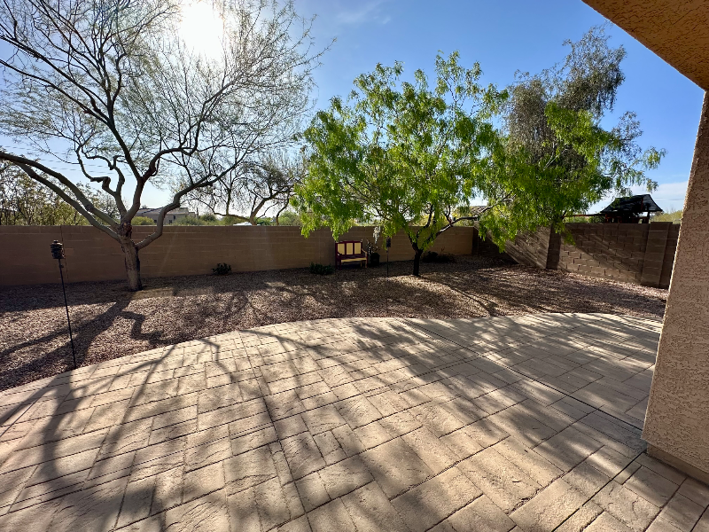 28452 N 51st St - Photo 2 of 20