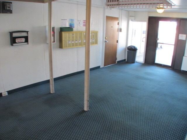 Stardust Apartments - Photo 3 of 15