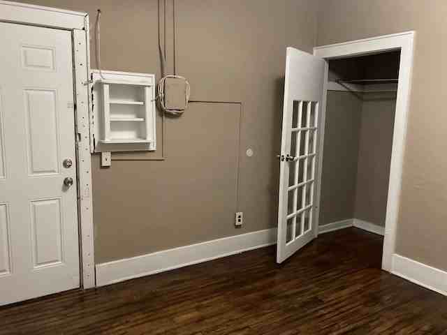 Blackstone Apartments - Photo 2 of 5