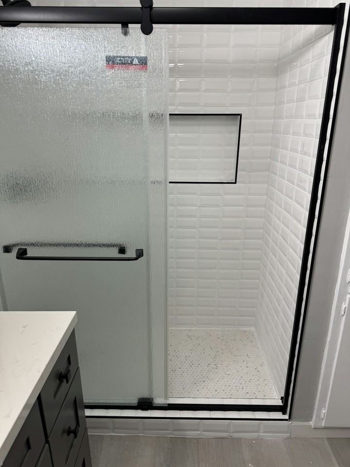 281 South Madison Avenue, Unit 205 - Photo 3 of 7