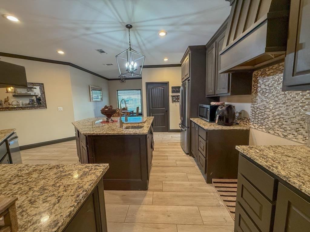 406 Bulldog Drive - Photo 6 of 28