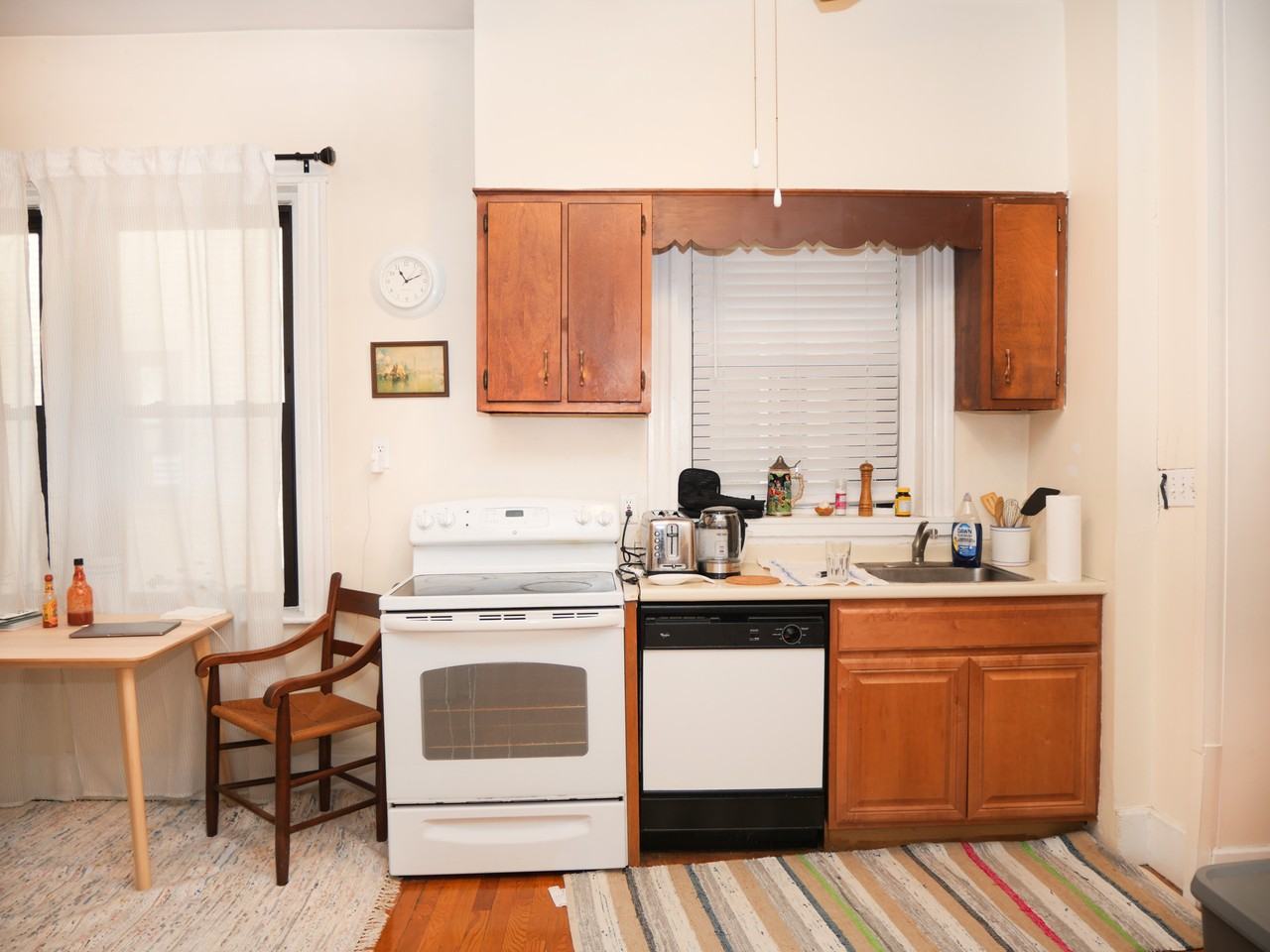 BEACON REALTY TRUST - Photo 2 of 8