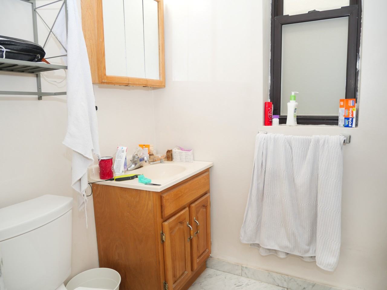 BEACON REALTY TRUST - Photo 7 of 8