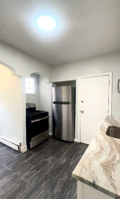 1702 Wagner Avenue - Photo 3 of 3