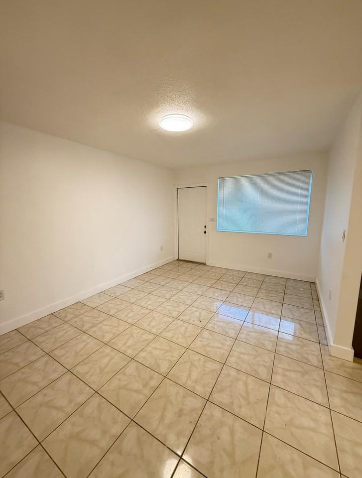 60 Northwest 161st Street - Photo 7 of 13