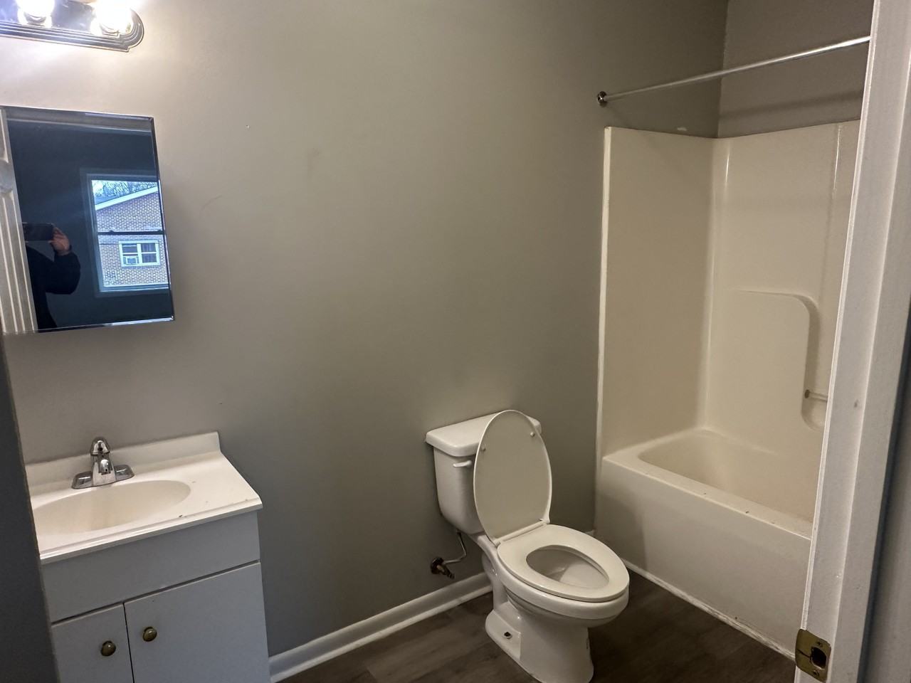 Bellview - Photo 7 of 19