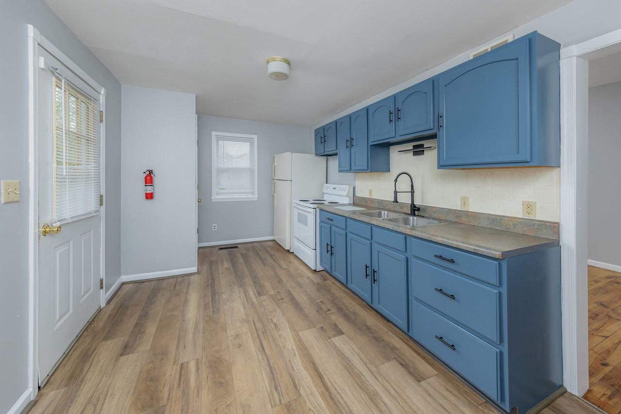 SJM2 LLC | Salem 16 - Photo 4 of 12