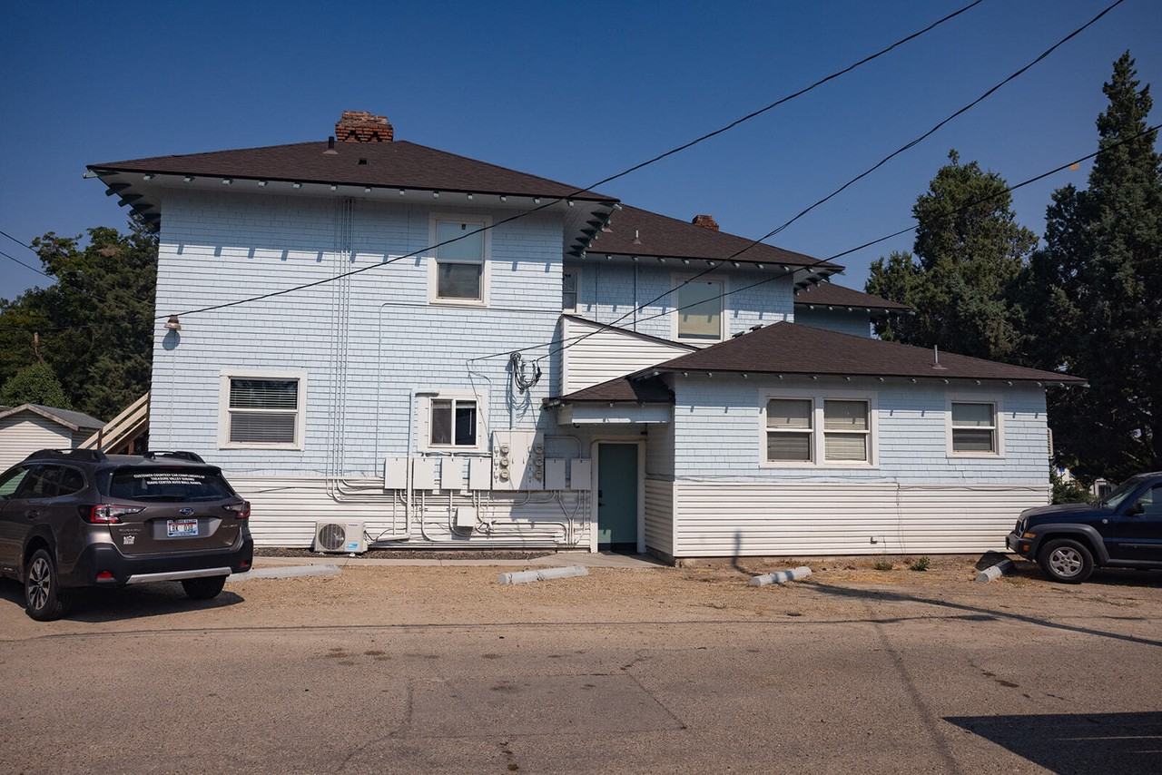 108 18th Avenue South - Photo 6 of 24