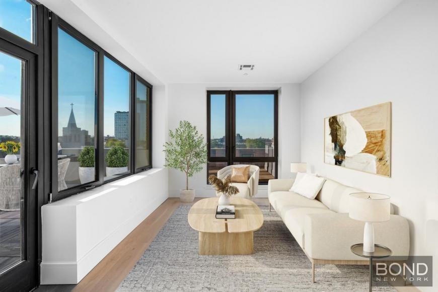 865 Rogers Avenue - Photo 2 of 5