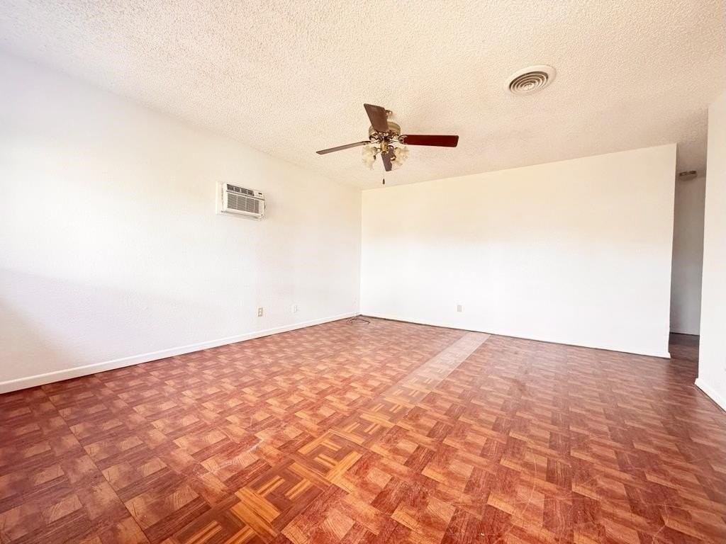 106 Logan Drive - Photo 3 of 13