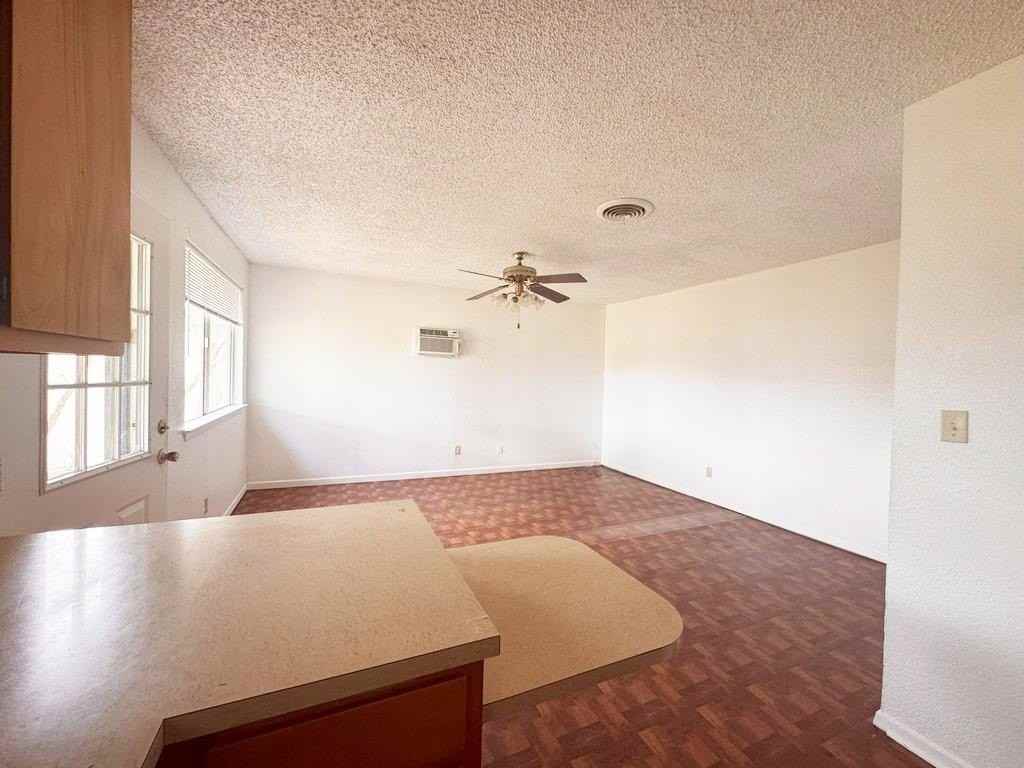 106 Logan Drive - Photo 5 of 13