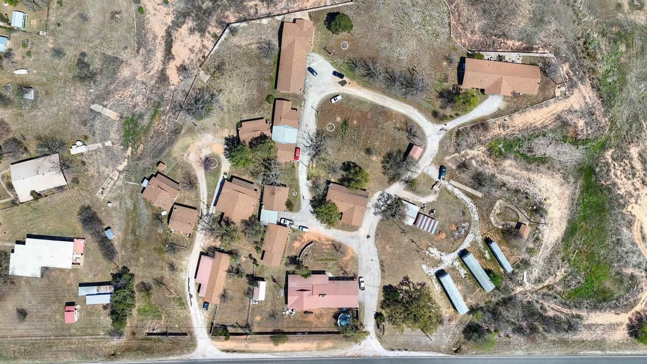 106 Logan Drive - Photo 6 of 13