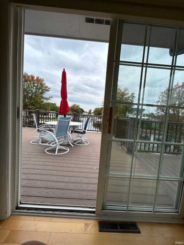 11605 N Sunrise Dr - Photo 3 of 22