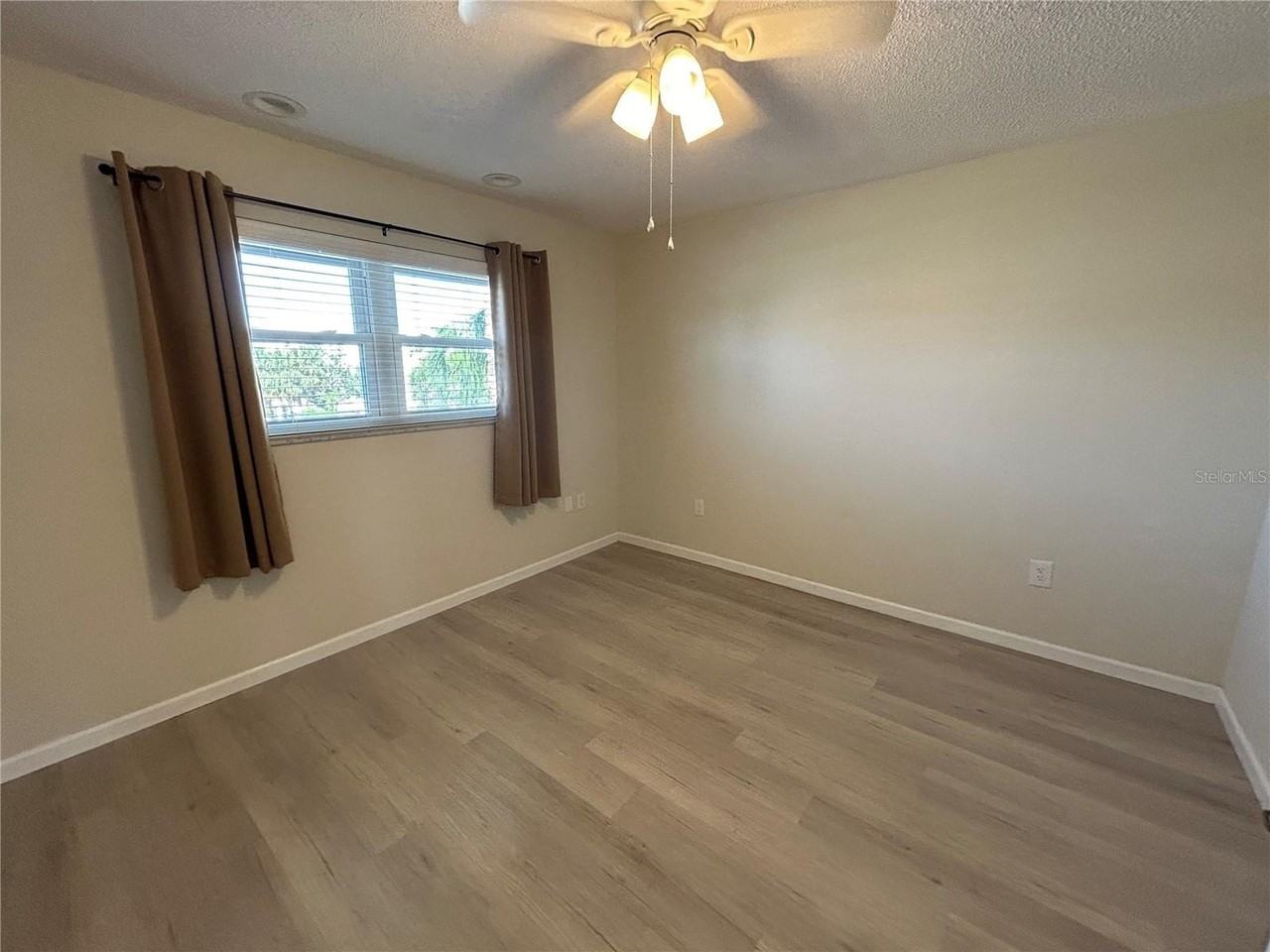 4080 Ironwood Cir #306C - Photo 7 of 16