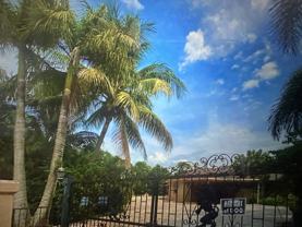 8698 Banyan Blvd - Photo 1 of 1