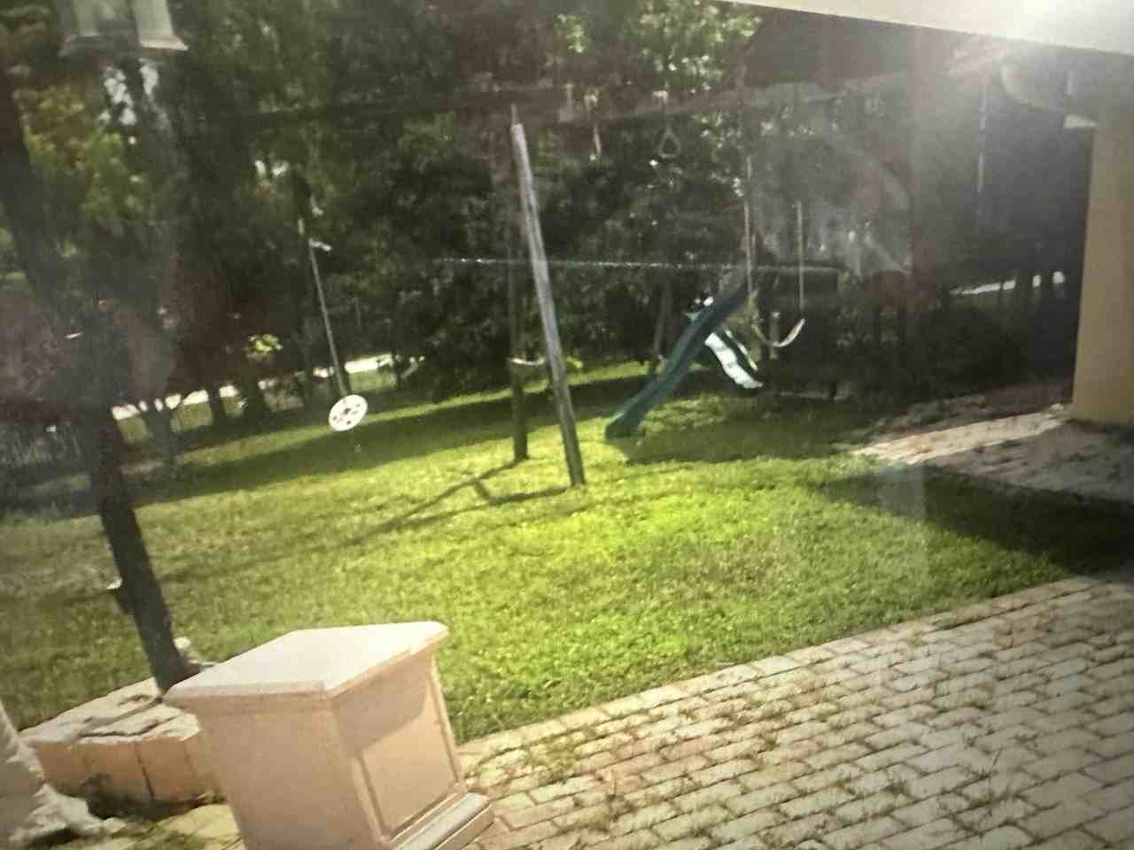 8698 Banyan Boulevard - Photo 2 of 38