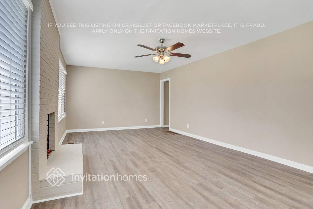 2201 Phillips Rd - Photo 2 of 18